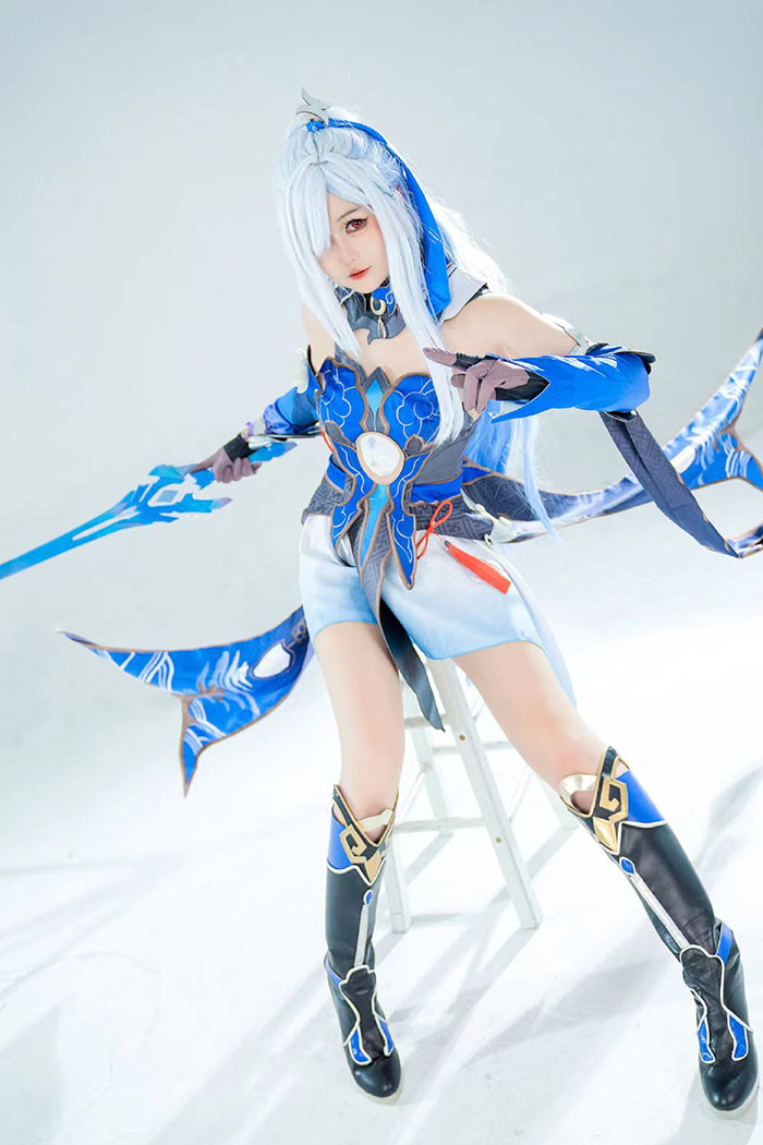 [cosplay]崩坏 星穹铁道镜流，以月色为剑