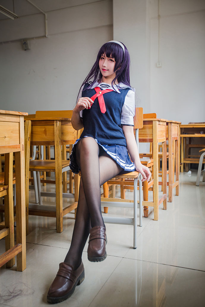 九曲jean cos路人女主的霞之丘诗羽,紫发的校服装扮极具辨识性 九曲jean cos路人女主的霞之丘诗羽,紫发的校服装扮极具辨识性