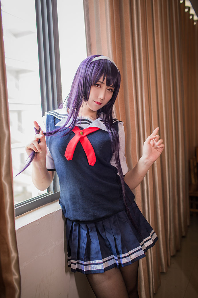 九曲jean cos路人女主的霞之丘诗羽,紫发的校服装扮极具辨识性 九曲jean cos路人女主的霞之丘诗羽,紫发的校服装扮极具辨识性