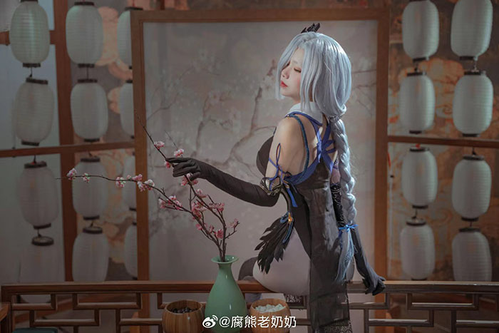 腐熊老奶奶《原神》申鹤Cosplay写真,眼神清澈飘飘仙气~ 腐熊老奶奶《原神》申鹤Cosplay写真,眼神清澈飘飘仙气~