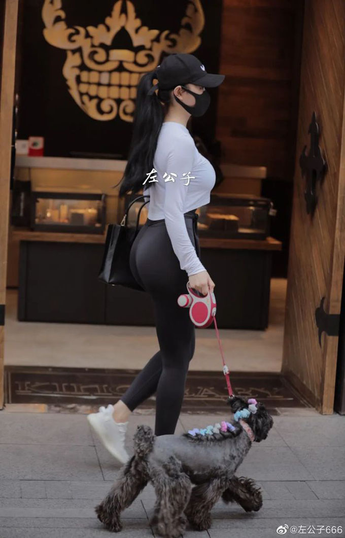 成都健身辣妹左公子666图片分享:中国“美臀先行者”,如雕塑般的的艺术品~ 成都健身辣妹左公子666图片分享:中国“美臀先行者”,如雕塑般的的艺术品~