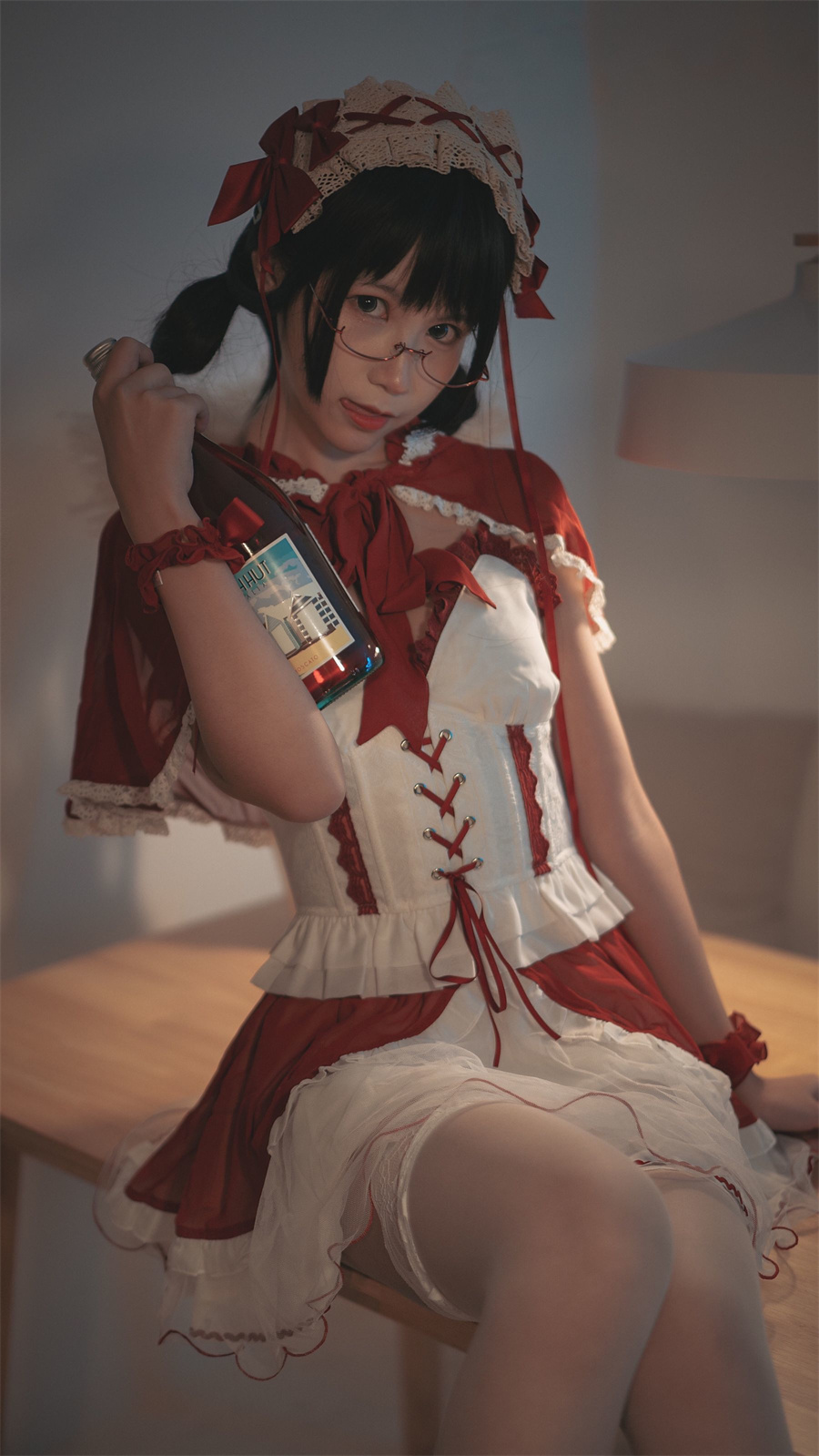 枸名【逐月su】cosplay图片欣赏， 超清美图COS图集,一位来自广州的网络红人和coser~