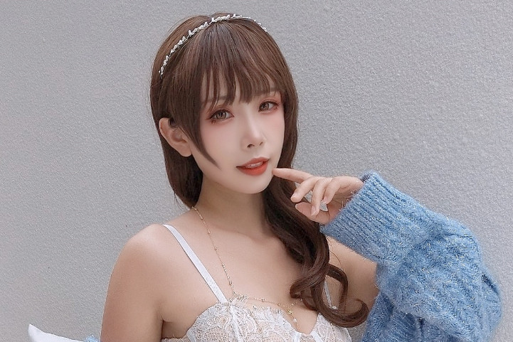 Neko-薇薇cos:《碧蓝航线路易九世·旗袍》|cosplay|超精美美图~写真合集 Neko-薇薇cos:《碧蓝航线路易九世·旗袍》|cosplay|超精美美图~写真合集