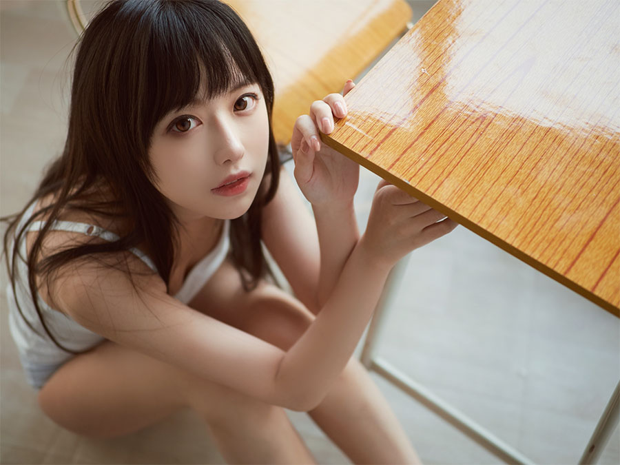 Shika小鹿鹿cos羽鸟 【 Shika小鹿鹿_羽鸟·白色小背心】cos图片欣赏 Shika小鹿鹿cos羽鸟 【 Shika小鹿鹿_羽鸟·白色小背心】cos图片欣赏