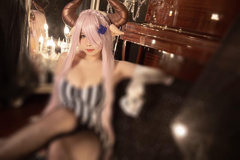 COS |贞子蜜桃《蓝色幻想》 娜露梅亚礼服cosplay作品鉴赏~