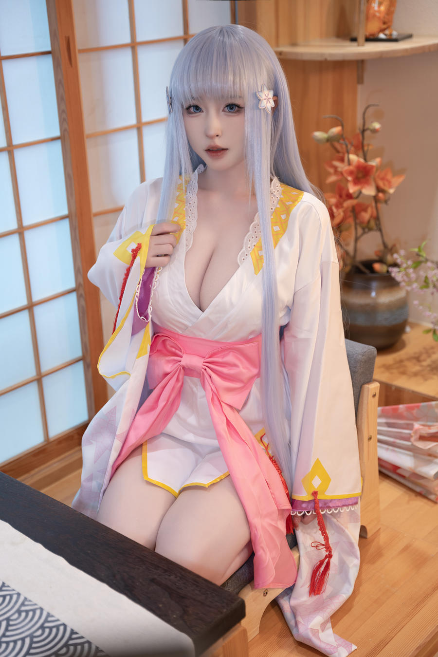 清水由乃COS美少女万华镜雪女原服：冰雪中绽放的绝美幻想
