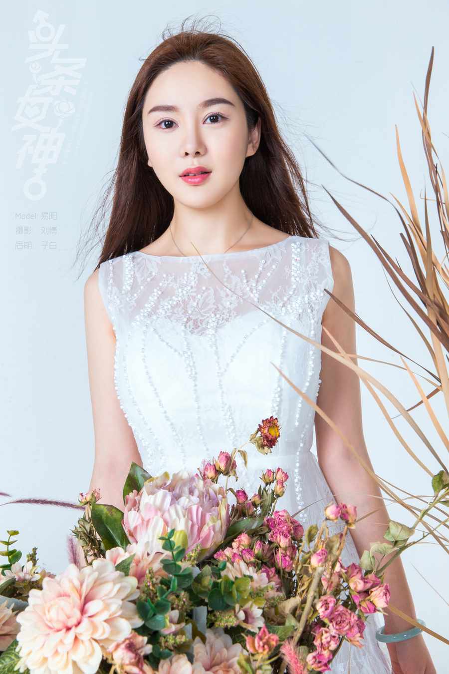 易阳silvia花野仙踪写真集壁纸：清新少女风人像摄影