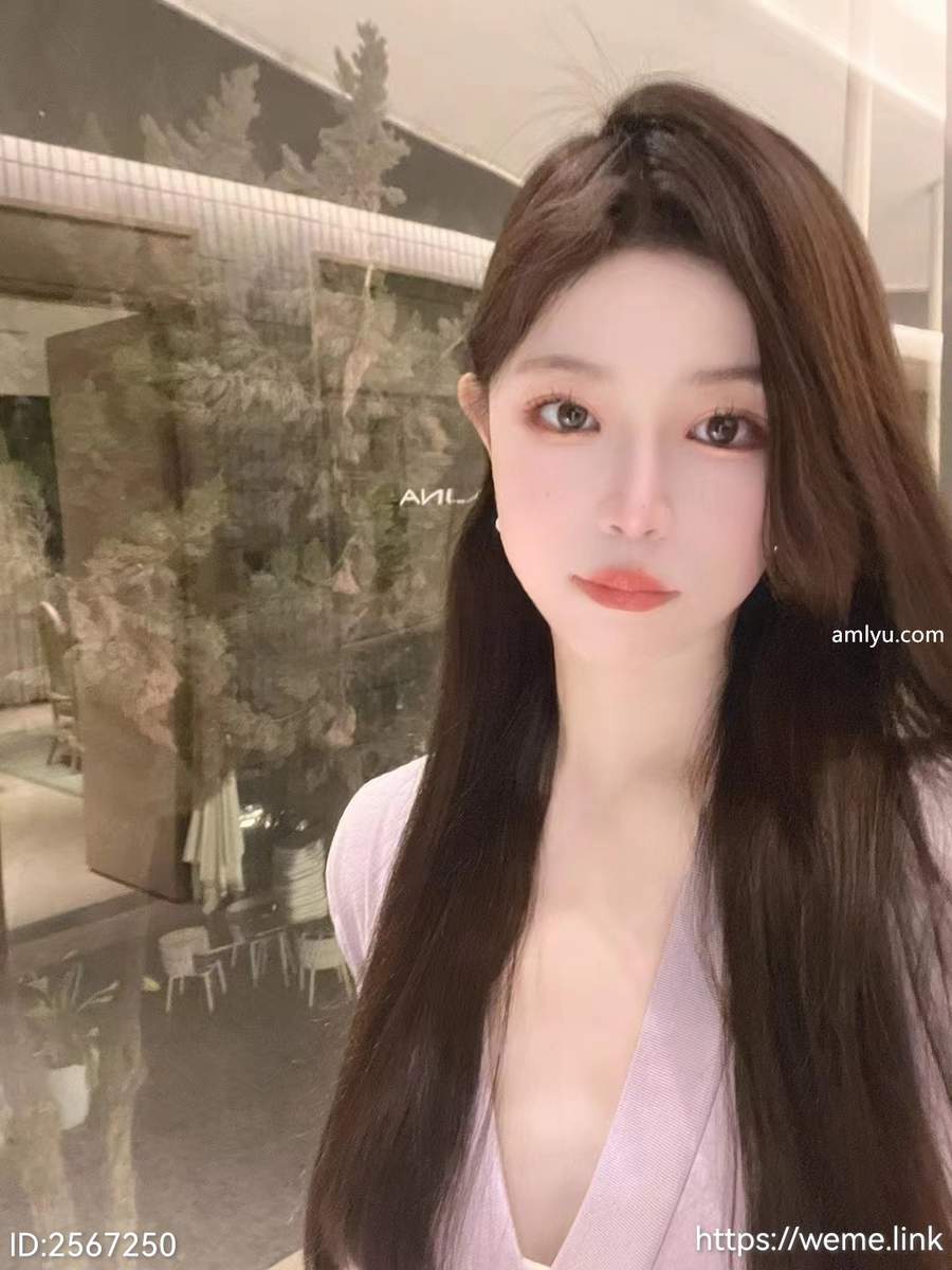 小师妹古风写真赏析:清雅汉服造型与温柔气质图集 小师妹- 微密圈写真视频合集