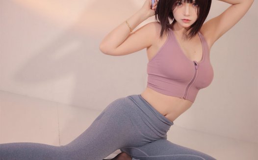 疯猫ss（疯了个猫）白色情人节福袋 运动衣 ，写真图片赏析