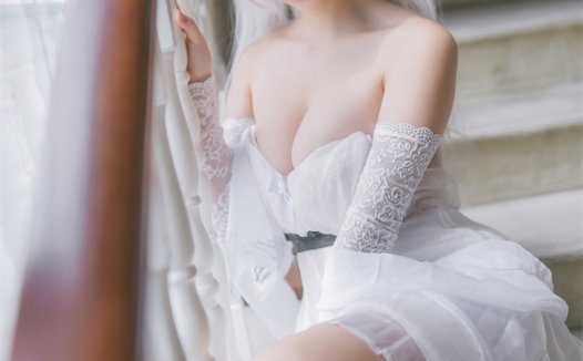 樱落酱w个人资料，cosplay美图合集，带着甜美气息和精致成熟的风格