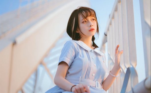 清青琴玖COS微风晚霞写真作品，水灵灵娇小可爱小姐姐~
