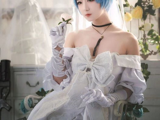弥音音wwCOSPLAY写真合集,360°无死角的梦中女神~