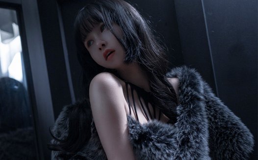 晕崽Zz(柳郁子) 缠绵系列写真图集，套图合集欣赏