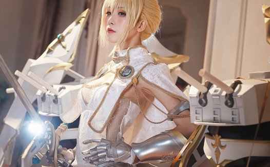 水淼Aqua  COS【碧蓝航线】圣女 贞德(舰装+比基尼) cosplay写真作品欣赏