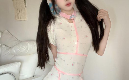 rua阮阮化身小狗爱神，俏皮与甜美交织的心动Cos演绎