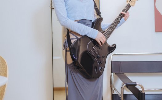 羽生三未演绎清新吉他妹妹，这才是心动的声音！