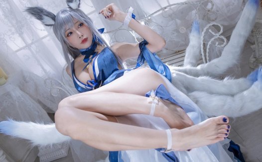 水淼aqua cos碧蓝航线 信浓写真集 优雅黑丝造型