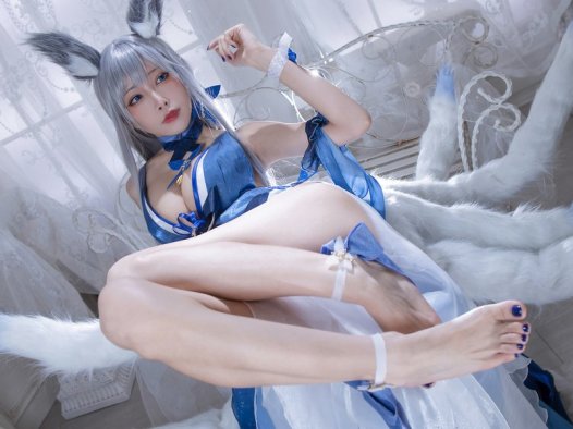 水淼aqua cos碧蓝航线 信浓写真集 优雅黑丝造型
