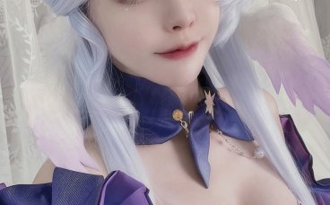 Machi马吉coser知更鸟写真图片,还原天使羽翼之美